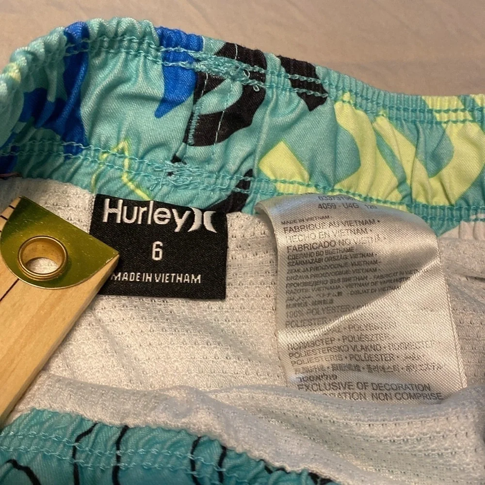 Hurley boys size 6 swim trunks